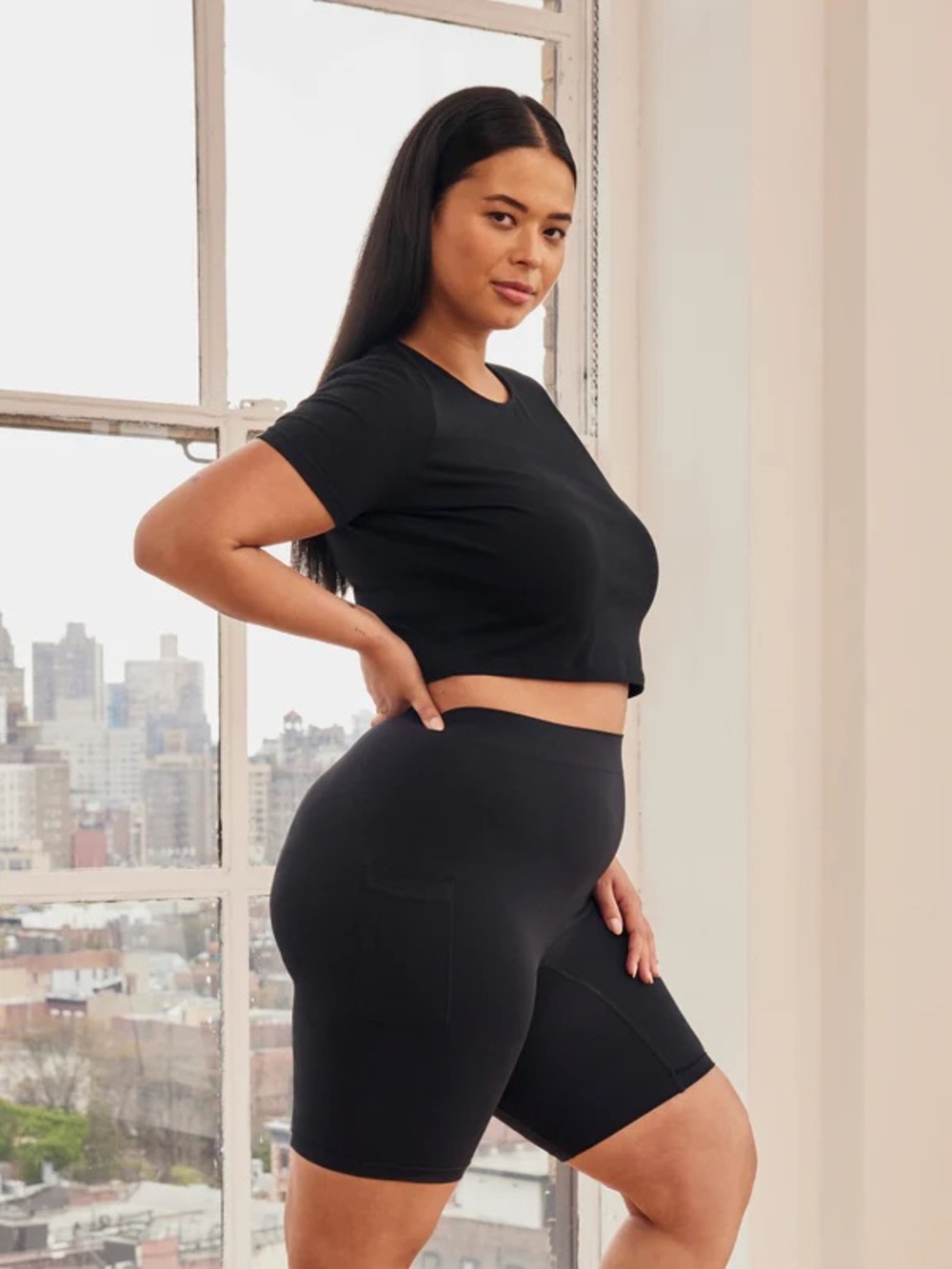 Thighsociety Size L/XL 9” Cargo Short - Black